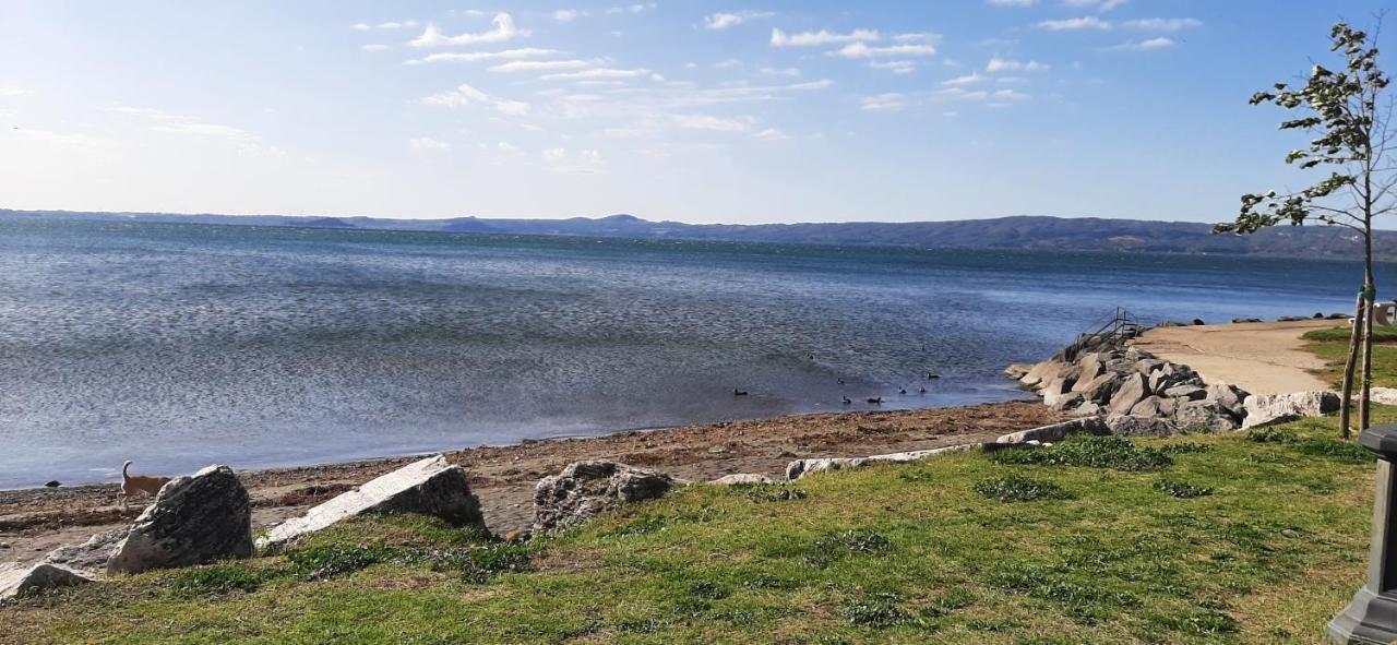 Appartamento Casa Al Lago Bolsena Esterno foto